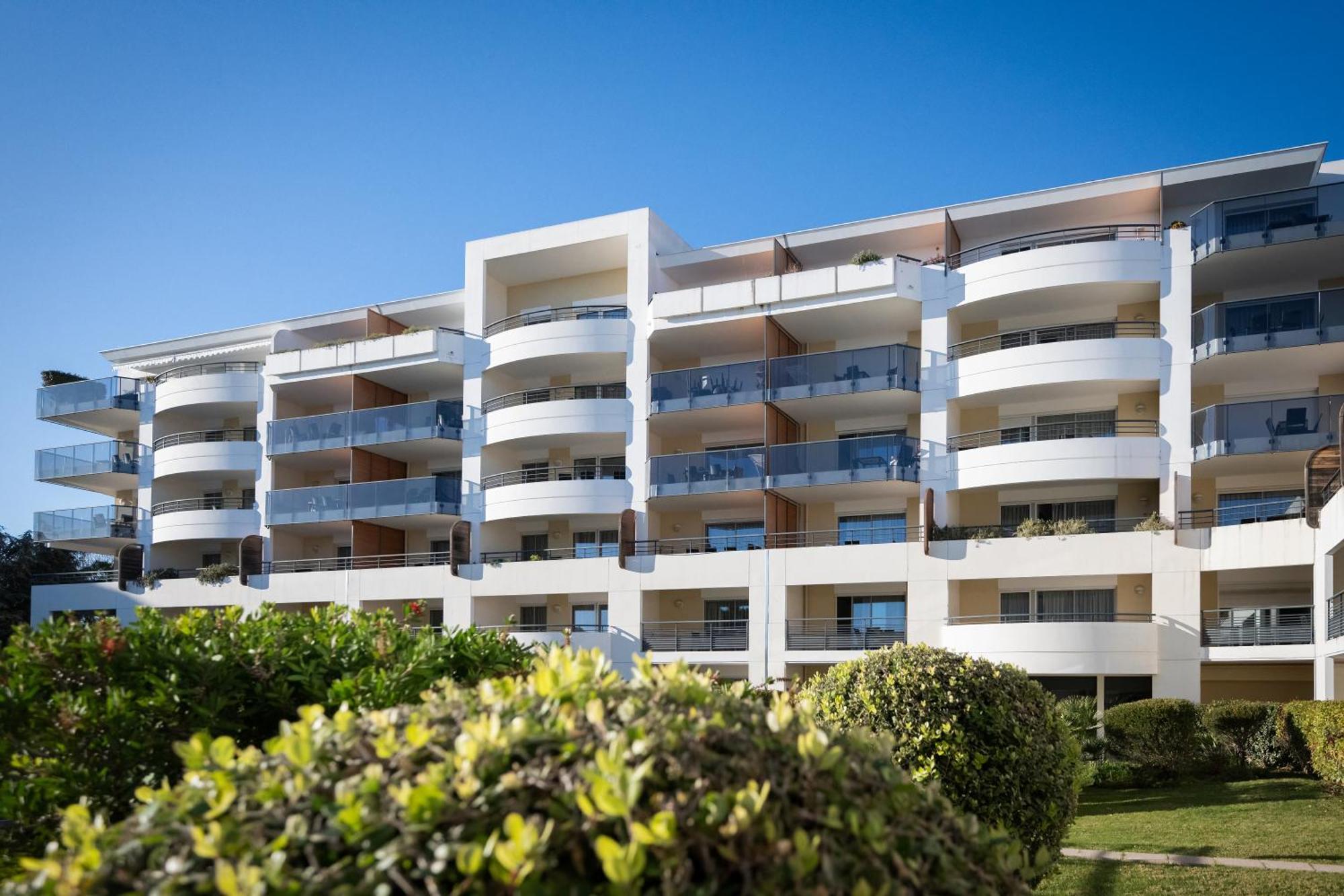 Nemea Appart Hotel Le Lido Cagnes Sur Mer Dış mekan fotoğraf