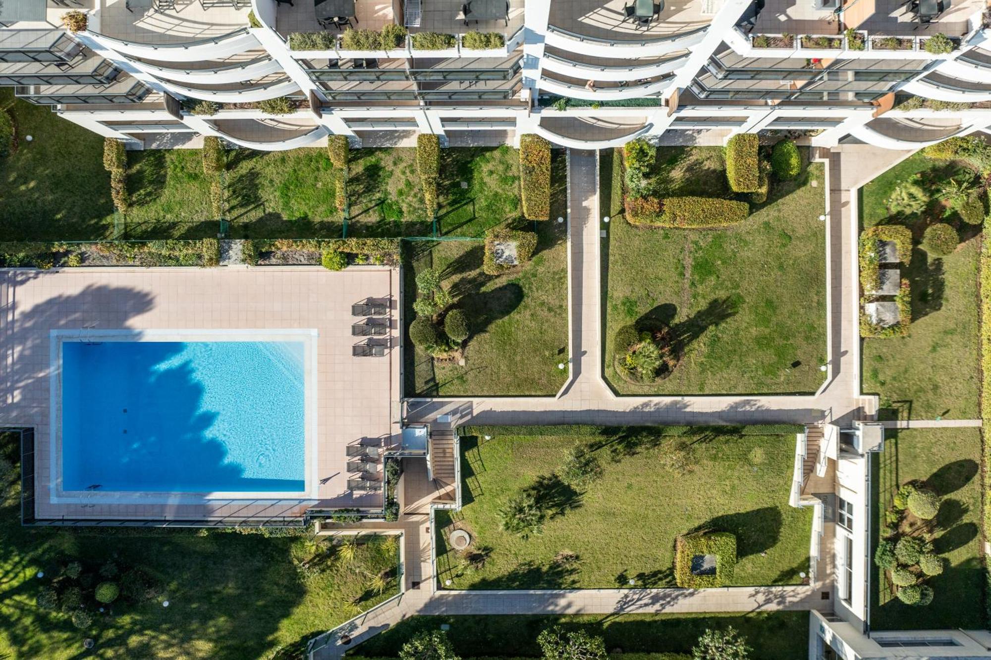 Nemea Appart Hotel Le Lido Cagnes Sur Mer Dış mekan fotoğraf